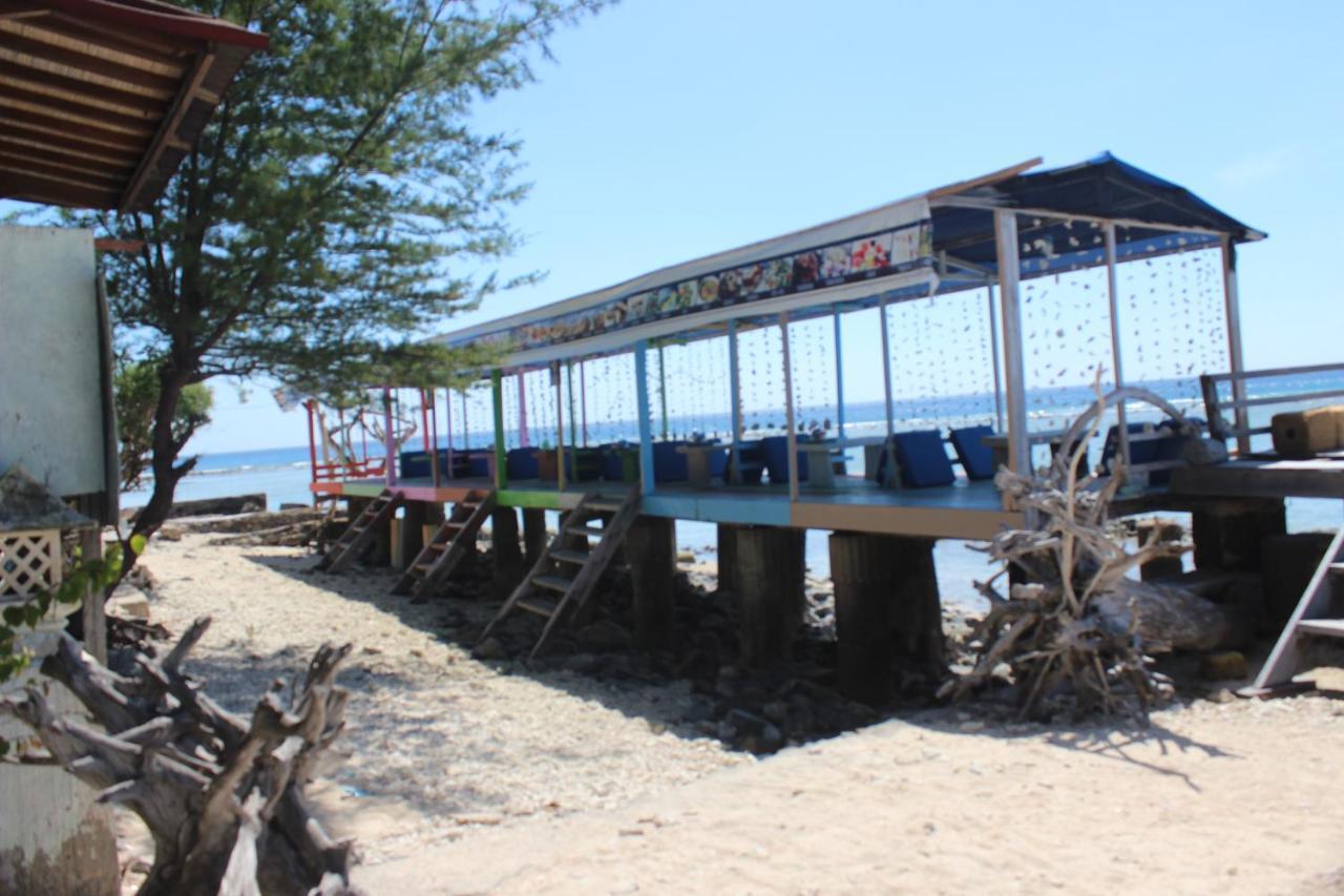 Coral Beach Seaside Quần đảo Gili Ngoại thất bức ảnh