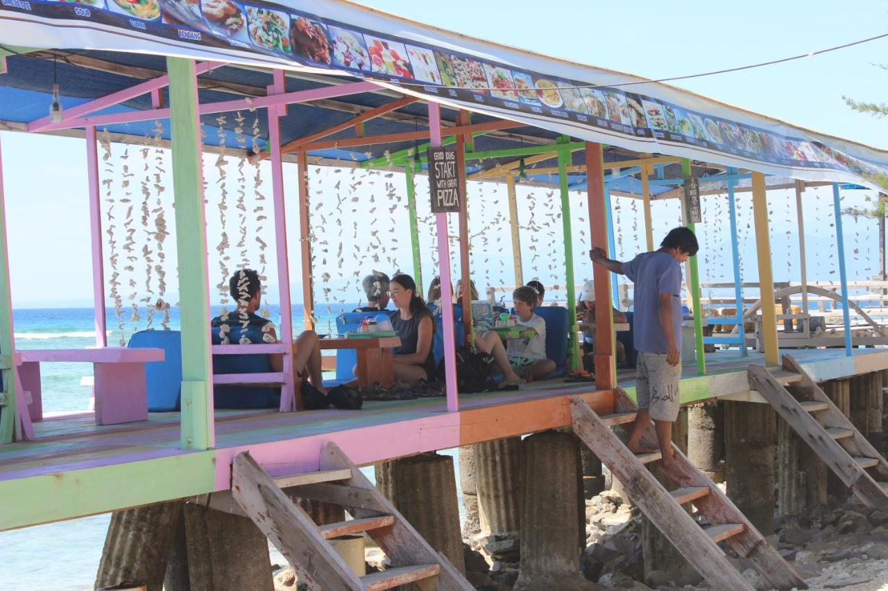 Coral Beach Seaside Quần đảo Gili Ngoại thất bức ảnh