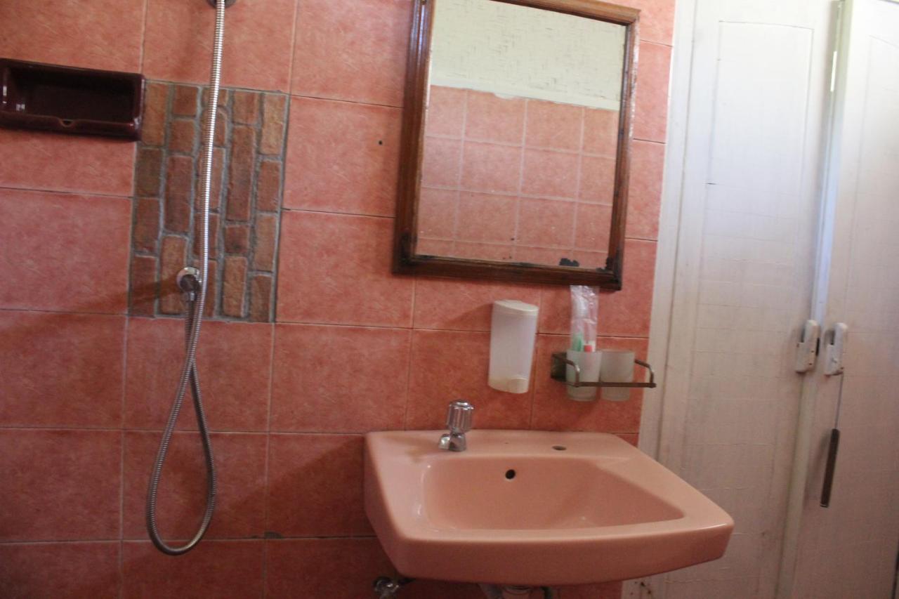 Coral Beach Seaside Quần đảo Gili Ngoại thất bức ảnh