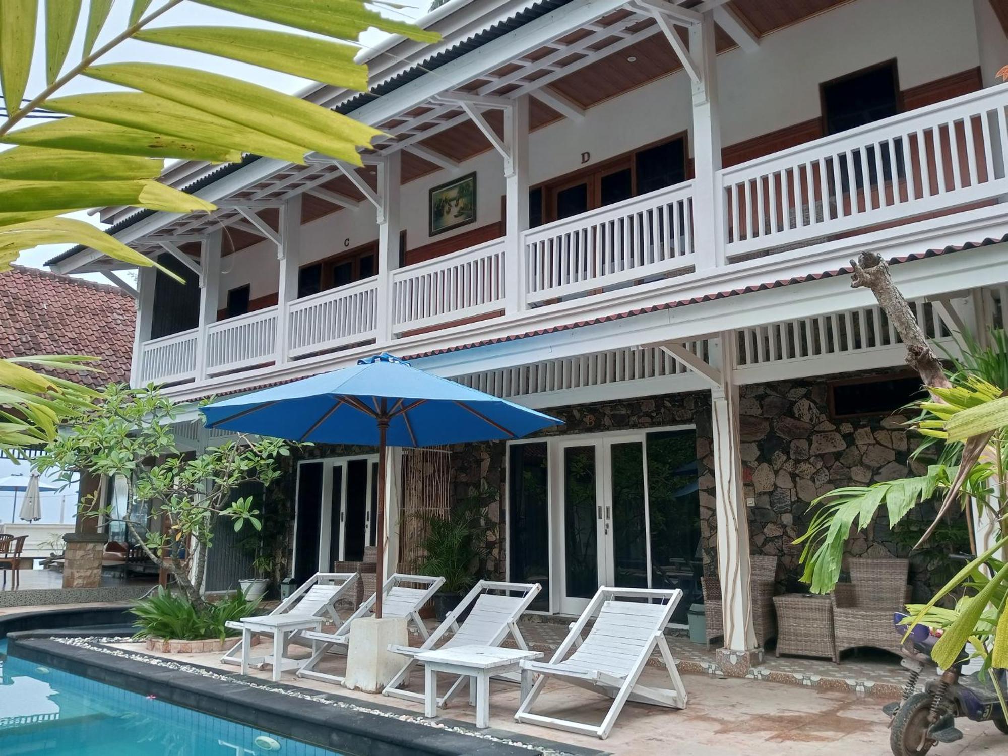 Coral Beach Seaside Quần đảo Gili Ngoại thất bức ảnh
